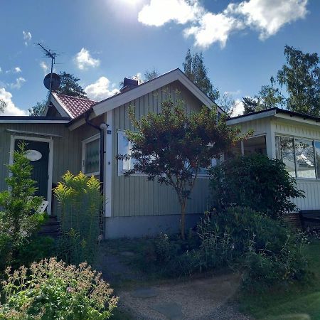 Mysig Stuga I Naturskoent Omrade. Vetlanda Exterior foto